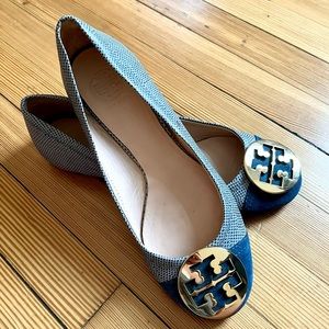 Tory Burch leather ballet flats 💙
